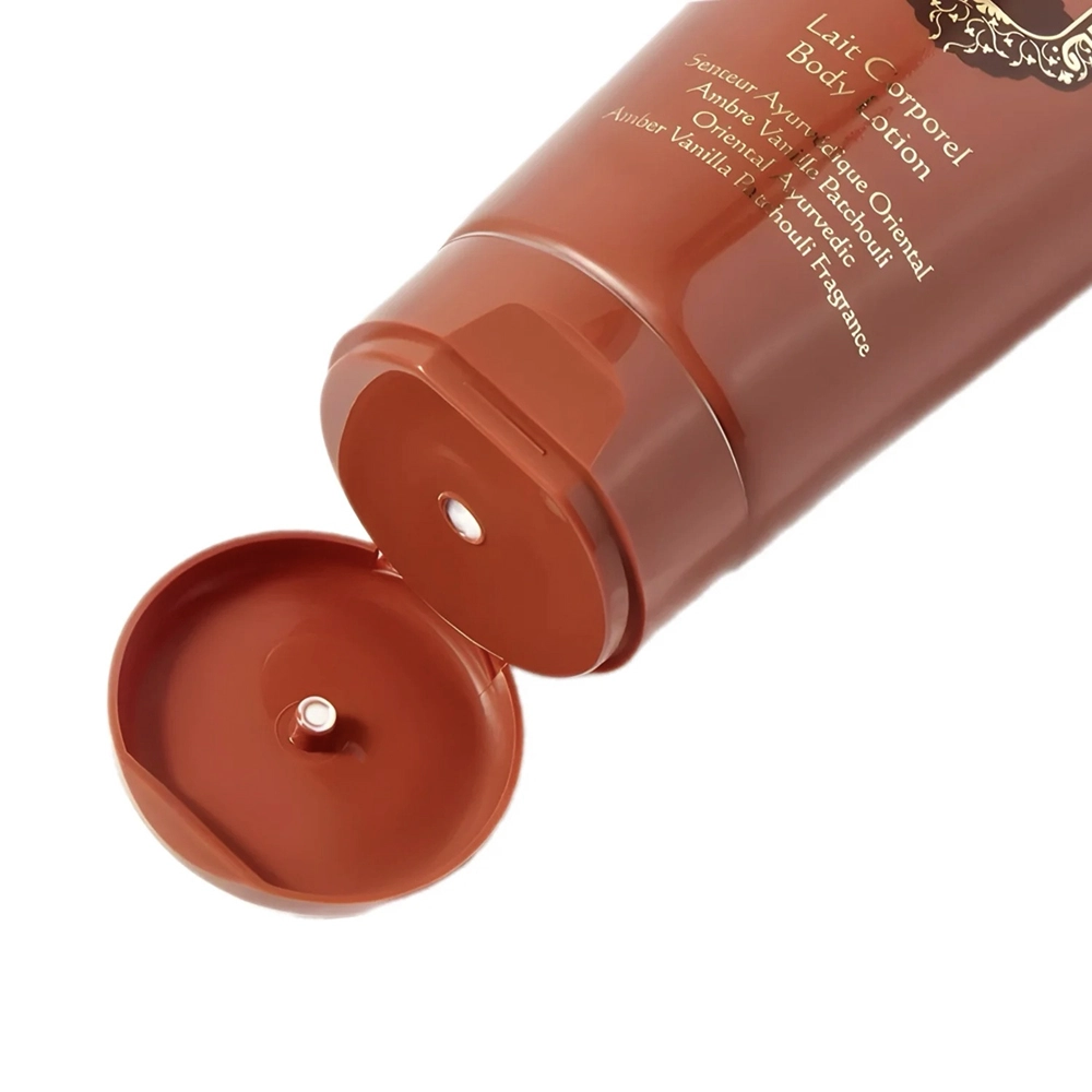 Молочко для тела Аюрведическое Body Lotion Oriental Ayurvedic Amber Vanilla Patchouli LA SULTANE DE SABA Объем 200 мл — фото 3