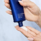 Очищуючий гель-скраб Cleansing Complex Polish IS CLINICAL Обʼєм 120 мл — фото 2