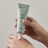 Крем для рук с ароматом бергамота и эвкалипта Hand Cream Bergamot & Eucalyptus SALT & STONE Объем 60 мл — фото 3
