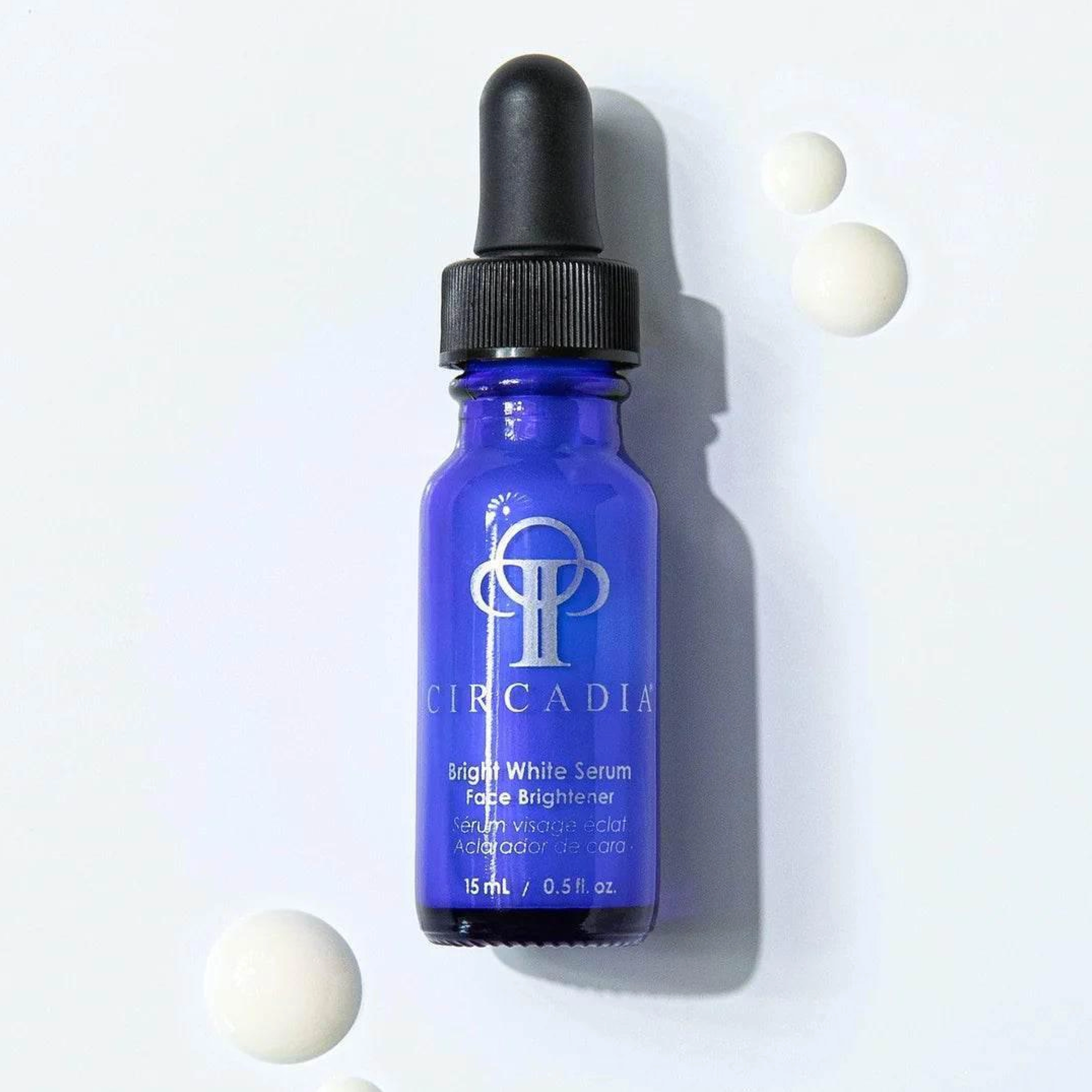 Сироватка для освітлення шкіри з антиоксидантами  Radiant Brightening Serum CIRCADIA Обʼєм 15 мл — фото 5