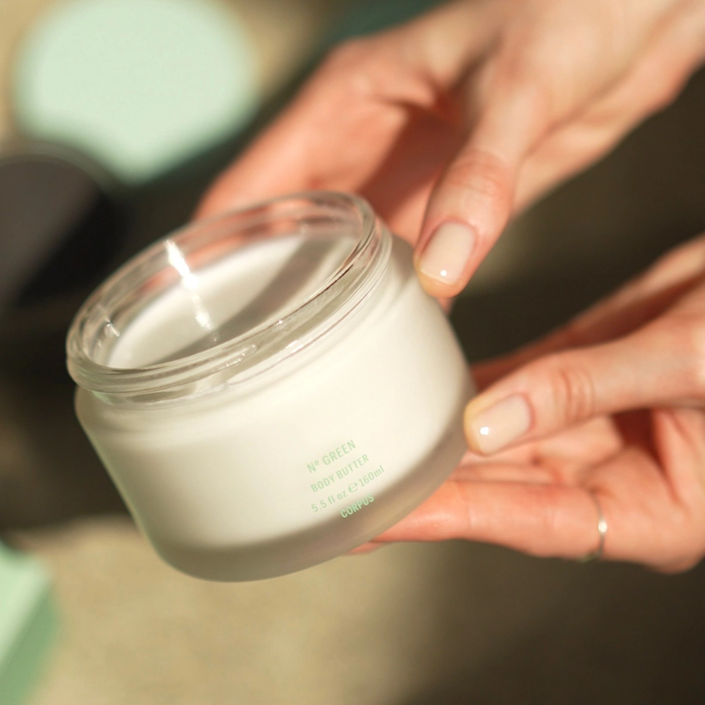Натуральний баттер для тіла з ароматом бергамоту та лимона Natural Body Butter "№ Green" CORPUS Обʼєм 160 мл — фото 3