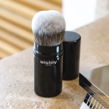 Пензлик для нанесення бронзанту Kabuki Brush SISLEY PARIS — фото 2