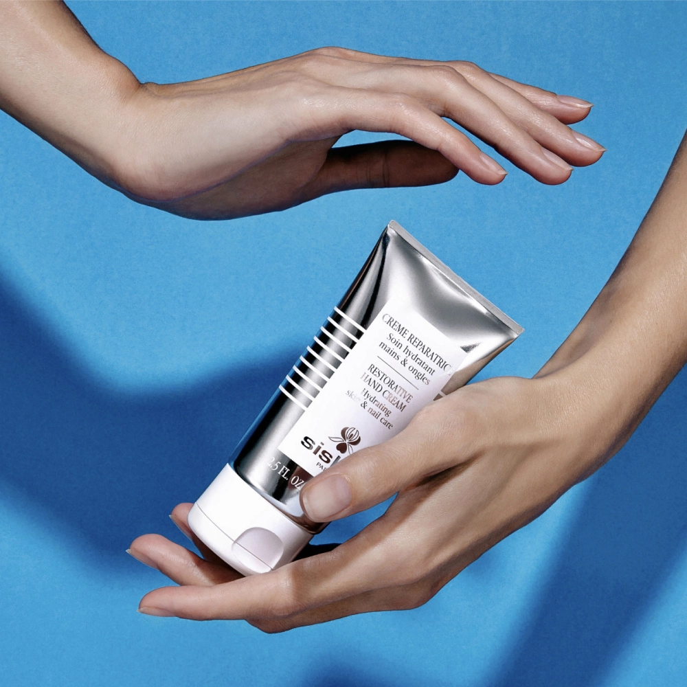 Зволожувальний крем для рук та нігтів Restorative Hand Cream SISLEY PARIS Обʼєм 75 мл — фото 5
