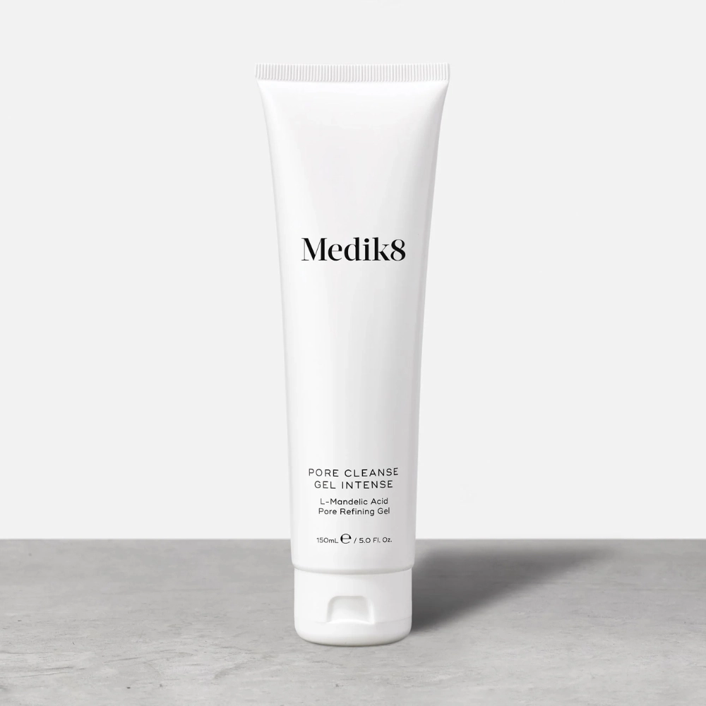 Потужний відлущуючий гель для вмивання з L-мигдалевою кислотою Pore Cleanse Gel Intense MEDIK8 Обʼєм 150 мл — фото 3