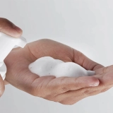 Ніжний міцелярний мус для вмивання Micellar Mousse MEDIK8 Обʼєм 150 мл — фото 3