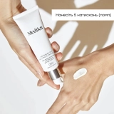 Антивіковий зволожуючий крем SPF 30 | 5* UVA Advanced Day Total Protect MEDIK8 Обʼєм 50 мл — фото 4