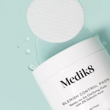 Подушечки з 2% саліциловою кислотою для проблемної шкіри Blemish Control Pads MEDIK8 — фото 4