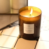 Ароматическая свеча Bois Imperial Scented Candle ESSENTIAL PARFUMS Вес 270 г — фото 2