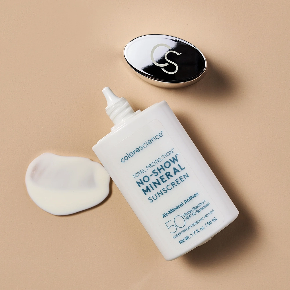 Прозрачный минеральный солнцезащитный флюид Total Protection No-Show Mineral Sunscreen SPF 50 COLORESCIENCE Объем 50 мл — фото 4