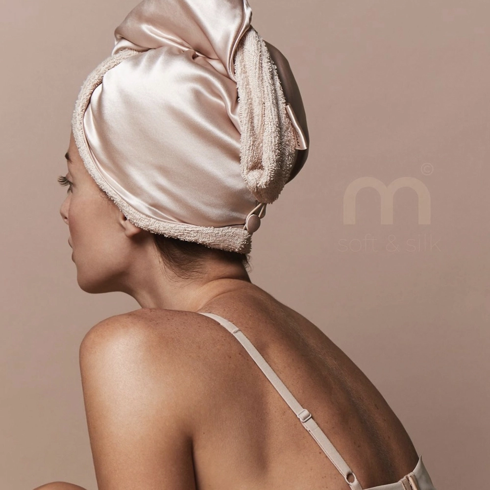 Набор шелковых аксессуаров Soft Silk Set Nude MON MOU — фото 3