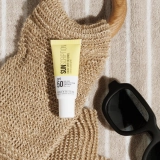 Солнцезащитный крем с осветляющим эффектом Sunscription Dark Spot Defence SPF 50 INSTYTUTUM Объем 10 мл — фото 3