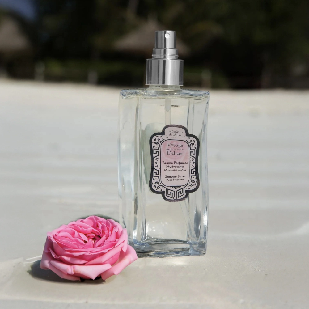 Зволожуючий спрей для тіла Троянда Body Mist Moisturizing Rose LA SULTANE DE SABA Обʼєм 200 мл — фото 2