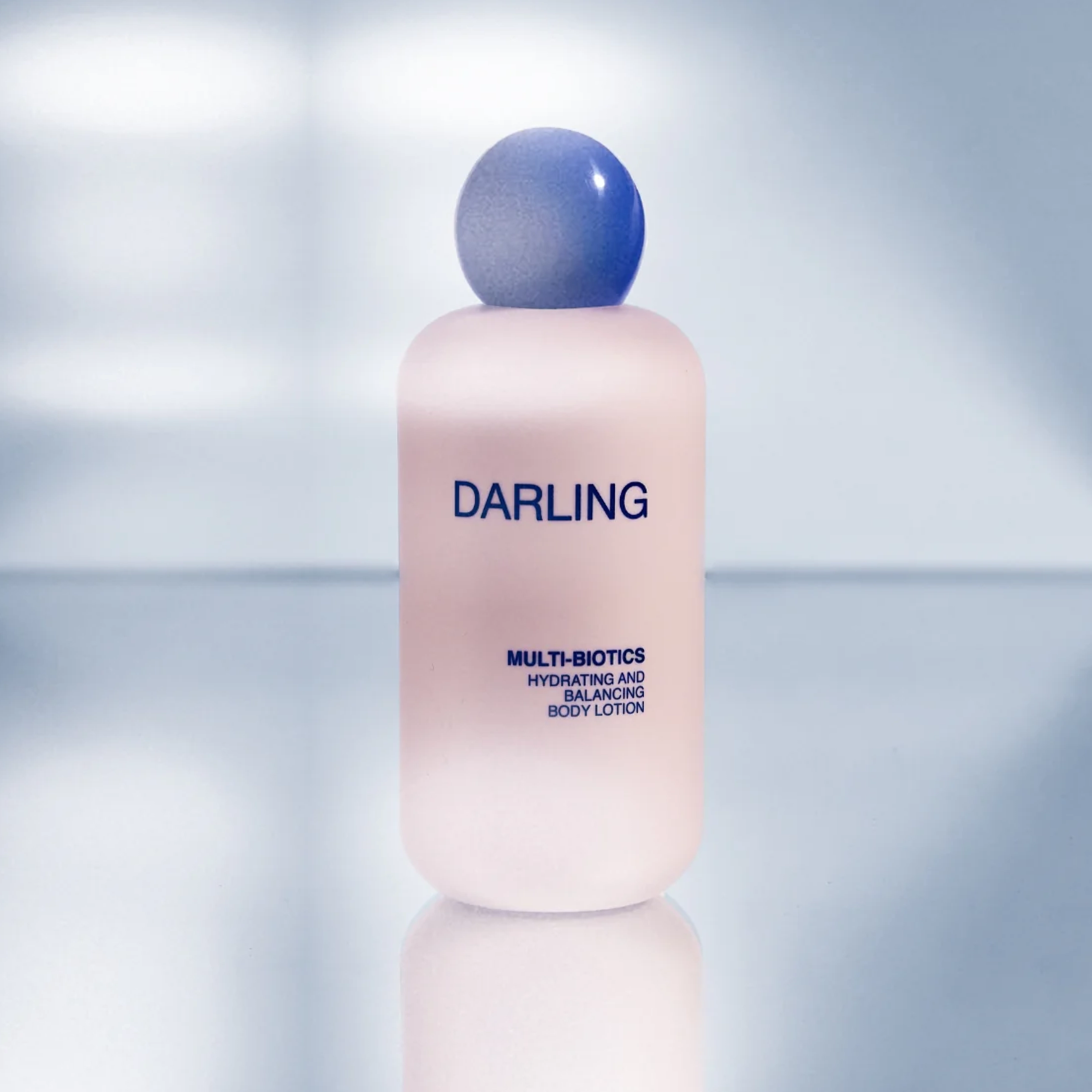 Мультибіотик: зволожувальний лосьйон для тіла Multi-Biotics Hydrating and Balancing Body Lotion DARLING Обʼєм 250 мл — фото 3