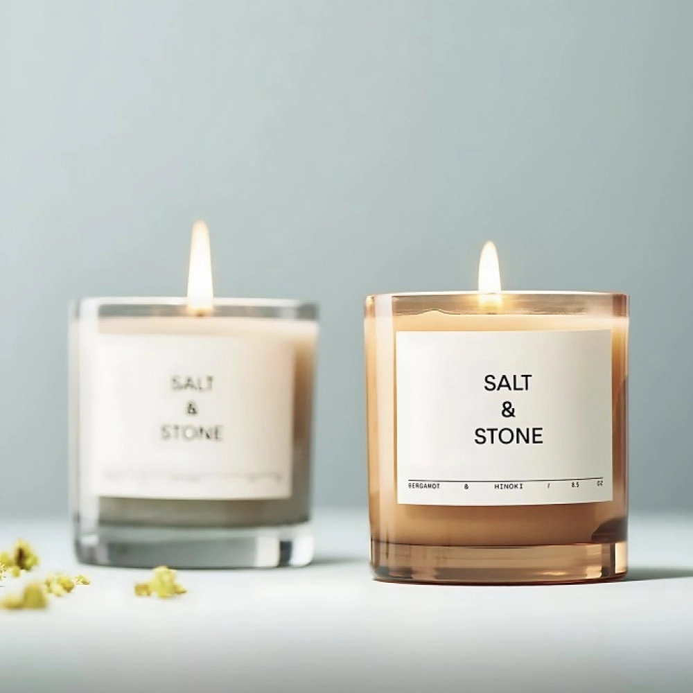 Соєва свічка з ароматом бергамоту та хінокі Candle Bergamot & Hinoki SALT & STONE Вага 240 г — фото 4