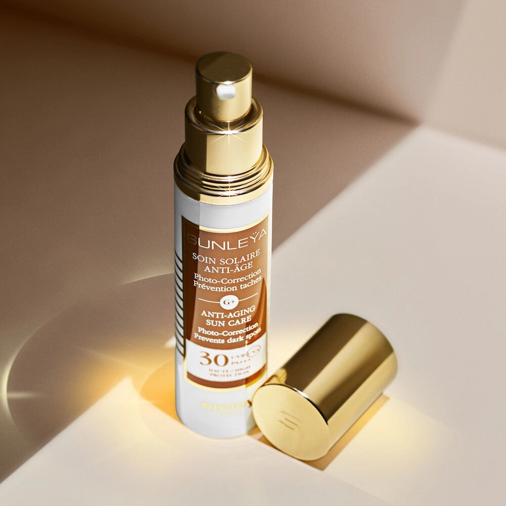 Антивіковий сонцезахисний крем для шкіри обличчя з SPF30  PA+++ Sunleÿa Anti-Aging Sun Care SPF30 SISLEY PARIS Обʼєм 50 мл — фото 3