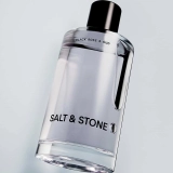 Міст для тіла з ароматом чорної троянди та уда Body Mist Black Rose & Oud SALT & STONE Обʼєм 100 мл — фото 5