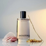 Міст для тіла з ароматом чорної троянди та уда Body Mist Black Rose & Oud SALT & STONE Обʼєм 100 мл — фото 2