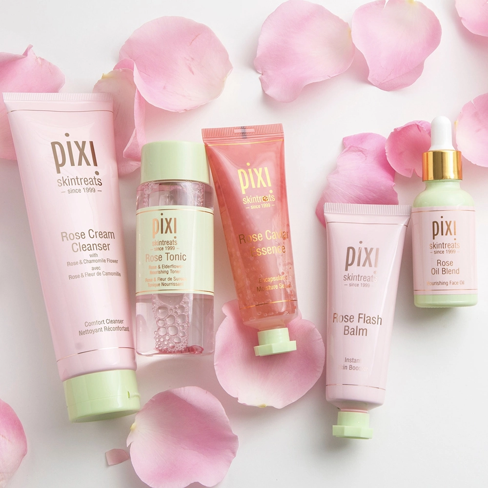 Ніжний крем для вмивання обличчя з рожевою олією Rose Cream Cleanser PIXI Обʼєм 135 мл — фото 5