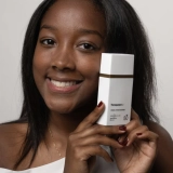 Мінеральний сонцезахисний крем із легким тонуючим ефектом Mineral Tinted Sunscreen TRANSPARENT LAB Відтінок Dark — фото 7