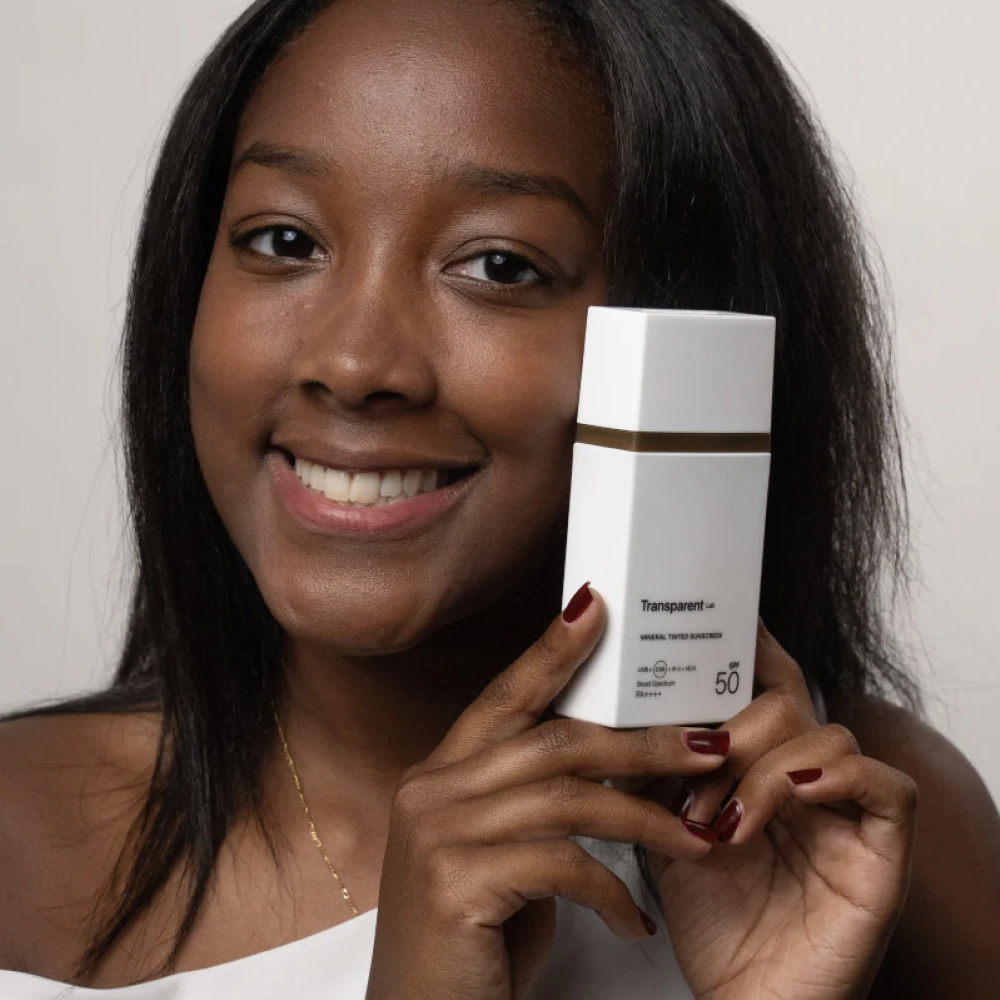 Мінеральний сонцезахисний крем із легким тонуючим ефектом Mineral Tinted Sunscreen TRANSPARENT LAB Відтінок Dark — фото 7