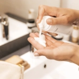 Очищувальна пінка для обличчя Vital Foaming Cleanser NUORI Обʼєм 30 мл — фото 7
