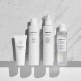 Двофазний засіб для зняття макіяжу Essential Biphasic Make Up Remover COMFORT ZONE Обʼєм 150 мл — фото 4