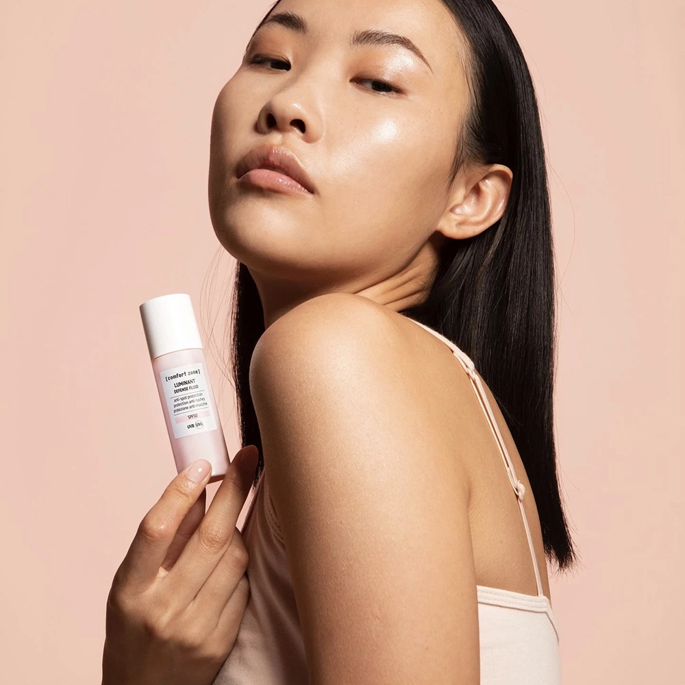 Солнцезащитный флюид с SPF 50 Luminant Defense Fluid COMFORT ZONE Объем 30 мл — фото 6