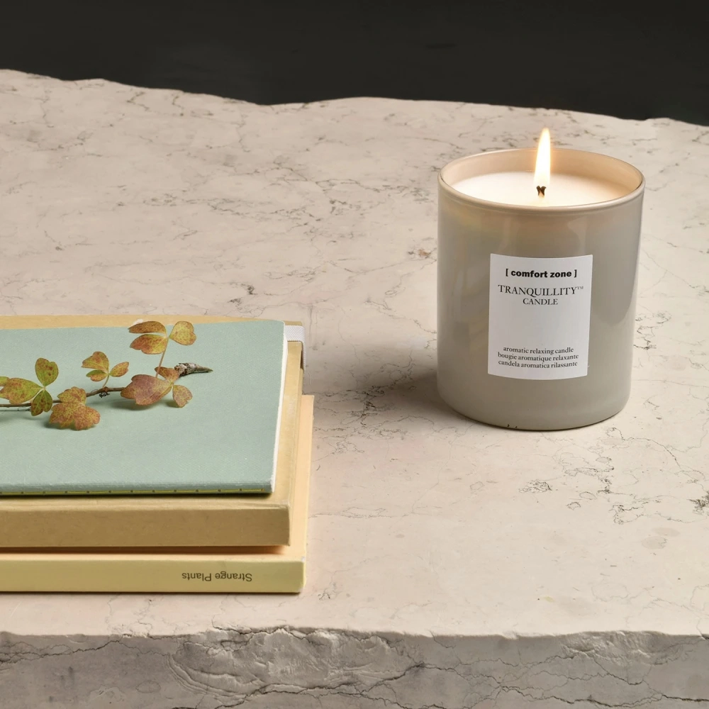 Ароматическая свеча Tranquillity Candle COMFORT ZONE Вес 280 г — фото 3
