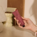 Крем для рук «Цветочное пробуждение» Valley of Flowers Replenishing Hand Cream ORIBE Объем 100 мл — фото 3