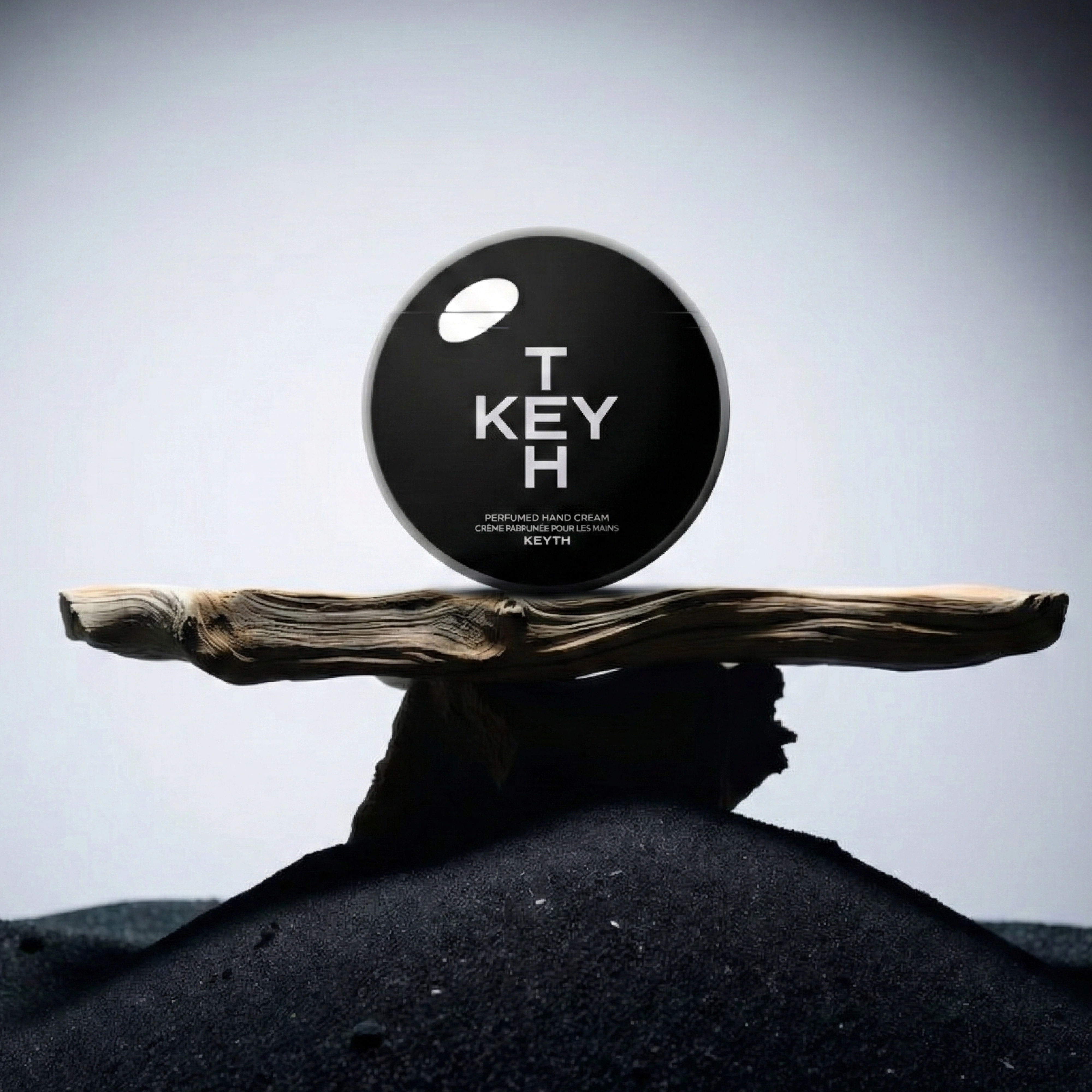 Парфюмированный крем для рук So Black Oud Hand Cream KEYTH Объем 70 мл — фото 8