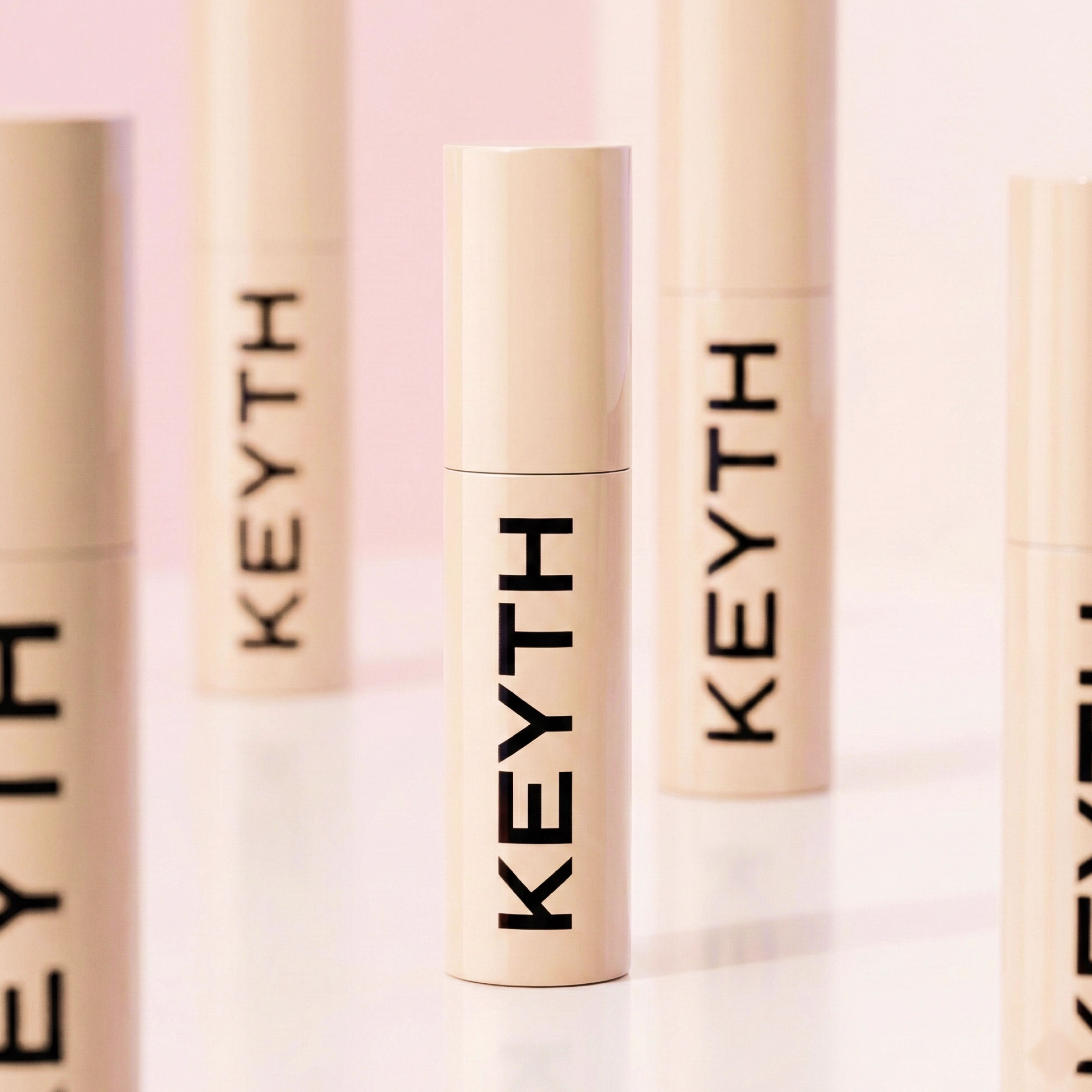 Кремовий консилер для маскування недоліків Cream Touch Concealer Foundation KEYTH Відтінок 01 — фото 7
