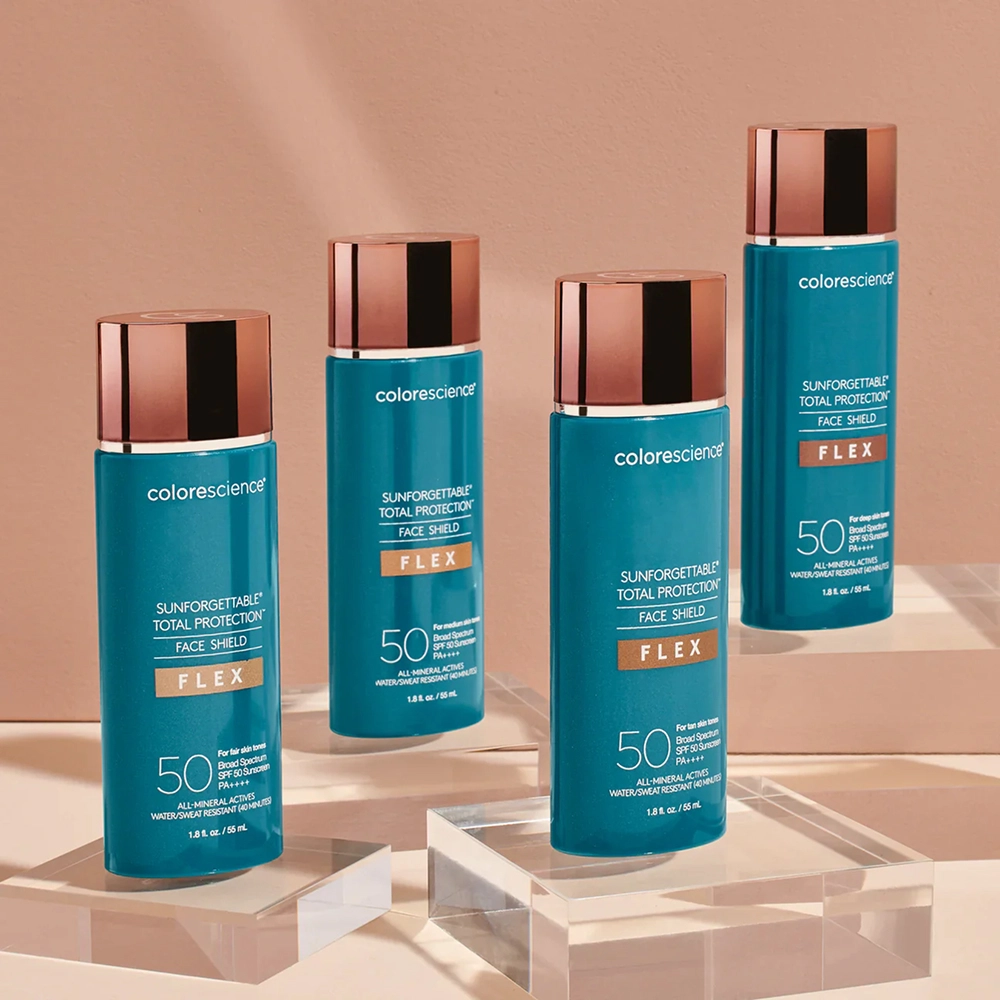 Сонцезахисний крем для обличчя з адаптивними пігментами Sunforgettable Total Protection Face Shield Flex Medium SPF 50 COLORESCIENCE Відтінок Light — фото 6