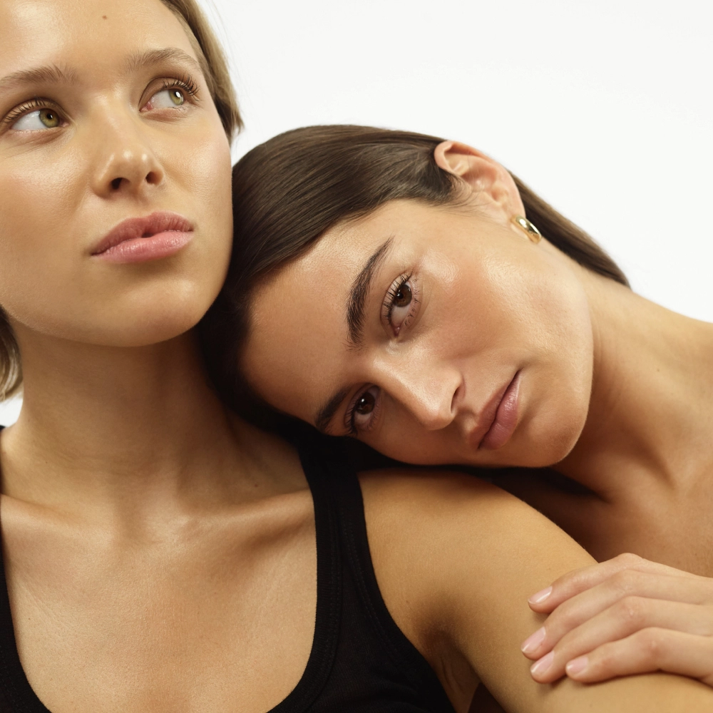 Краплі для автозасмаги обличчя The Face Illuminating Self-Tan Drops Light/Medium TAN-LUXE Обʼєм 30 мл — фото 4