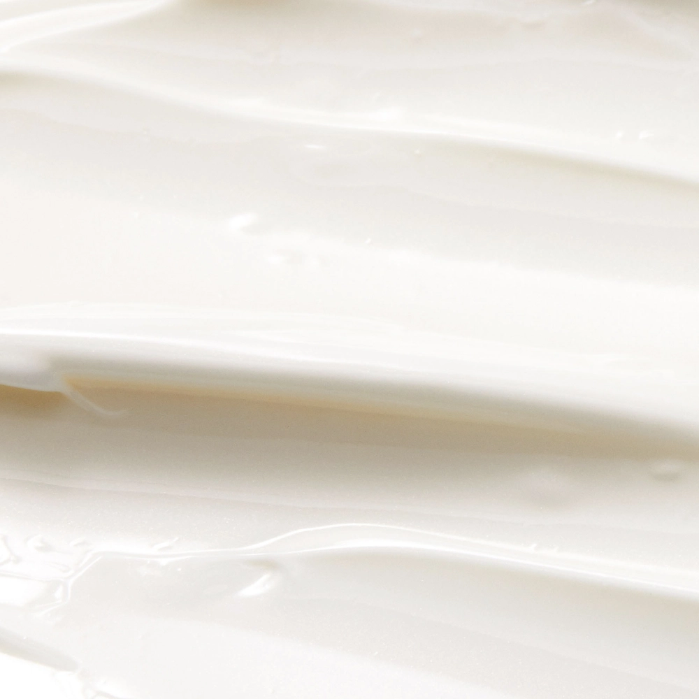 Баттер с эффектом постепенного автозагара The Butter Illuminating Gradual Tanning Butter TAN-LUXE Объем 200 мл — фото 2
