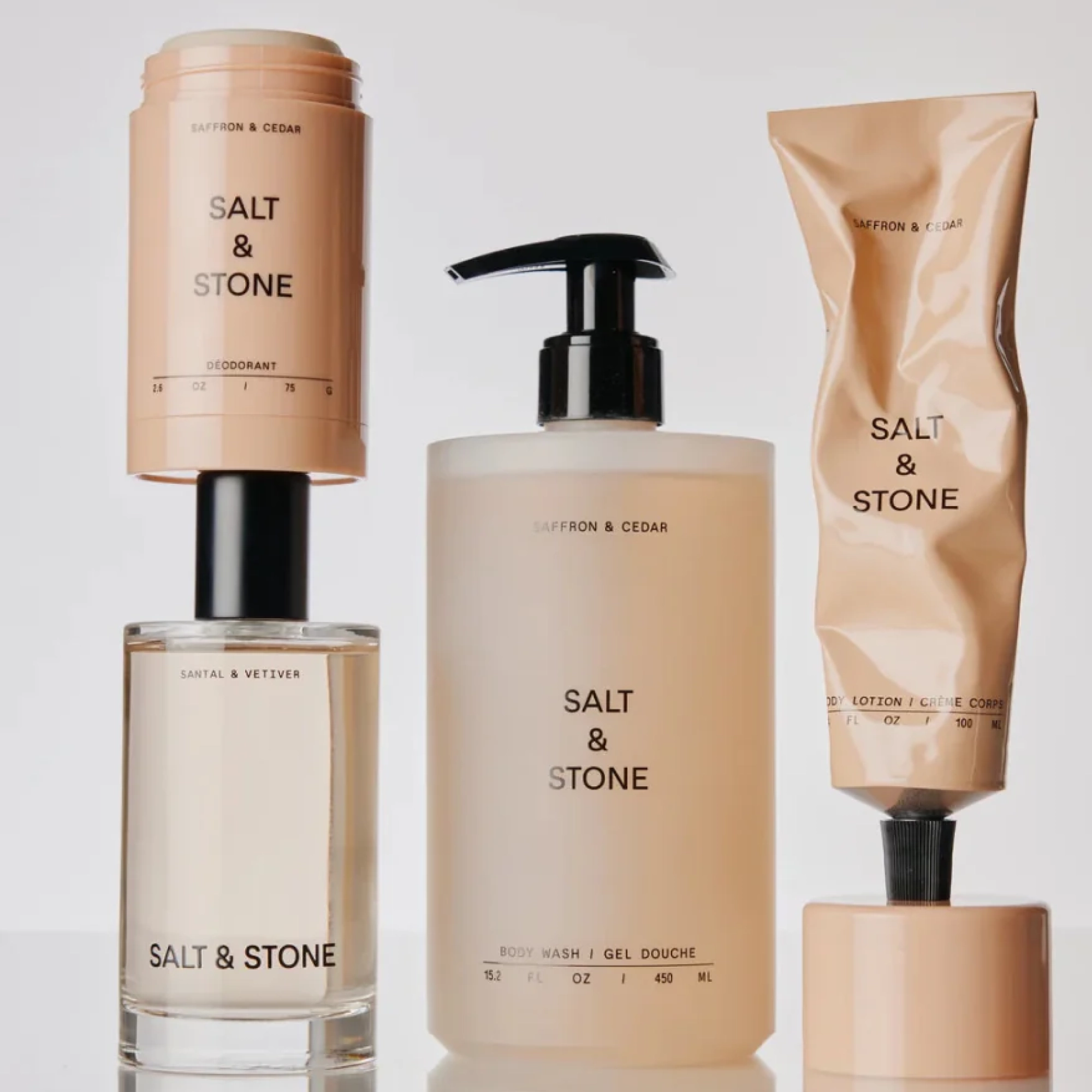Зволожувальний лосьйон для тіла з ароматом шафрану та кедру Body Lotion Saffron & Cedar SALT & STONE Обʼєм 100 мл — фото 6