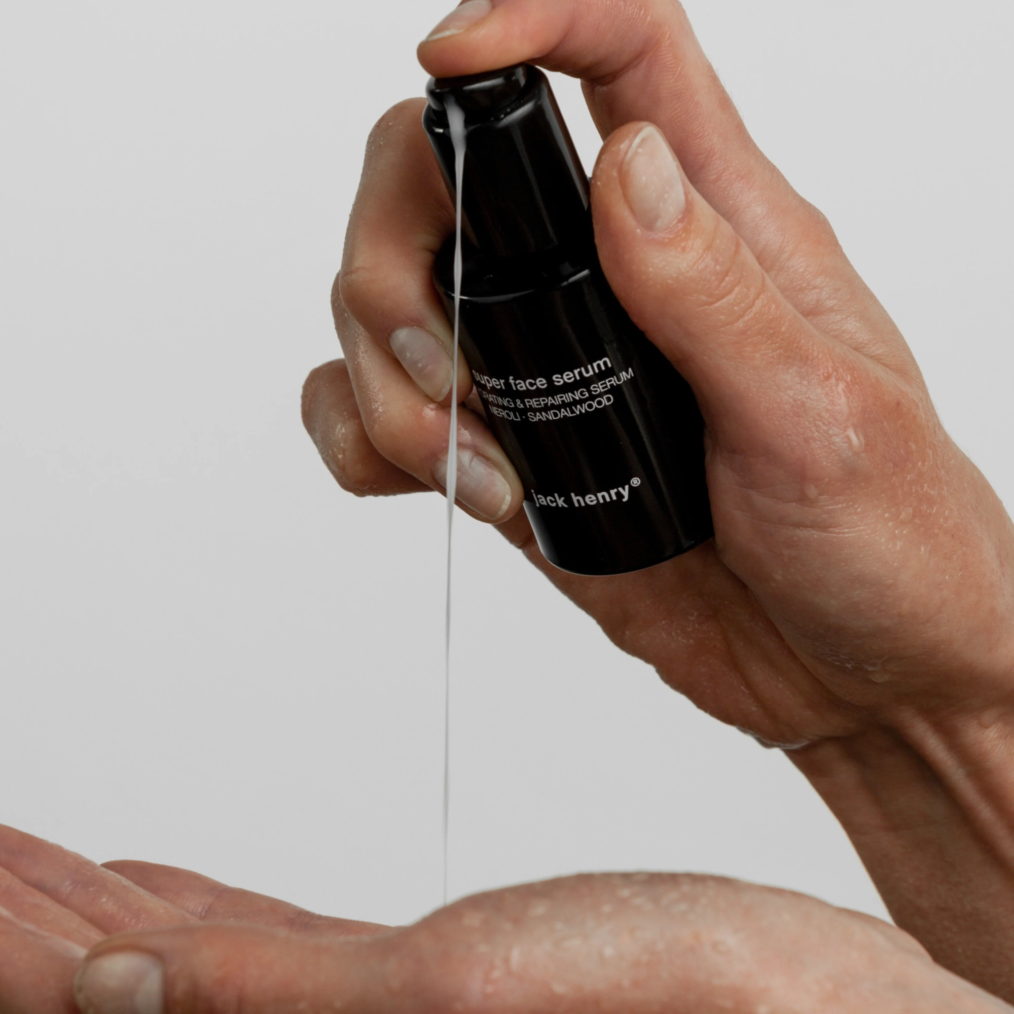 Антивозрастная осветляющая сыворотка для лица Super Face Serum JACK HENRY Объем 30 мл — фото 2