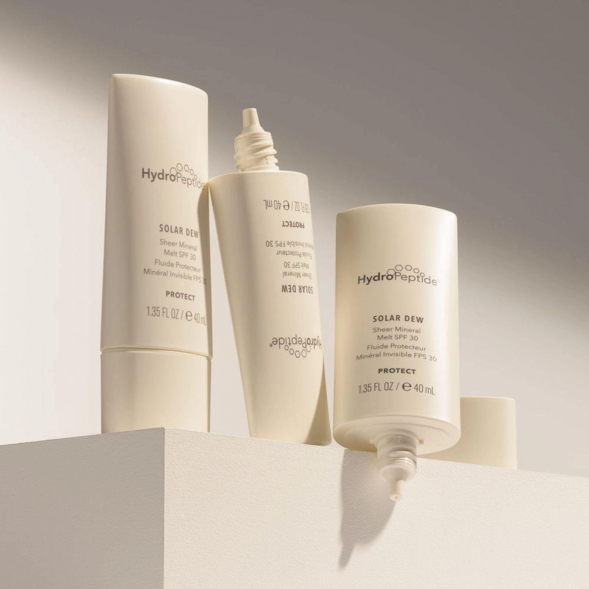 Мінеральна сонцезахисна сироватка з SPF 30 Solar Dew SPF 30 Mineral Serum HYDROPEPTIDE Обʼєм 40 мл — фото 5