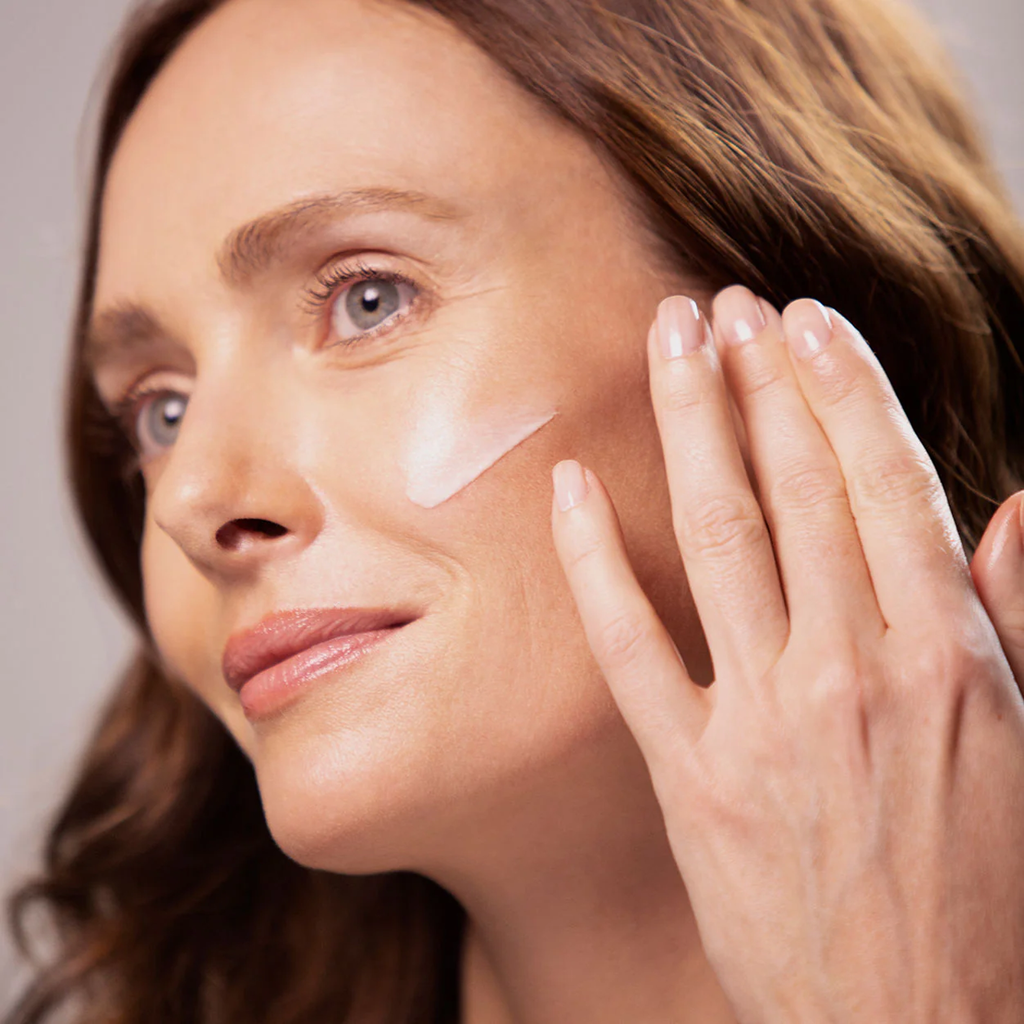 Набір для догляду за зоною навколо очей і губами Sisleÿa L'Intégral Anti-Âge Eye and Lip Contour Cream Discovery Set SISLEY PARIS — фото 6