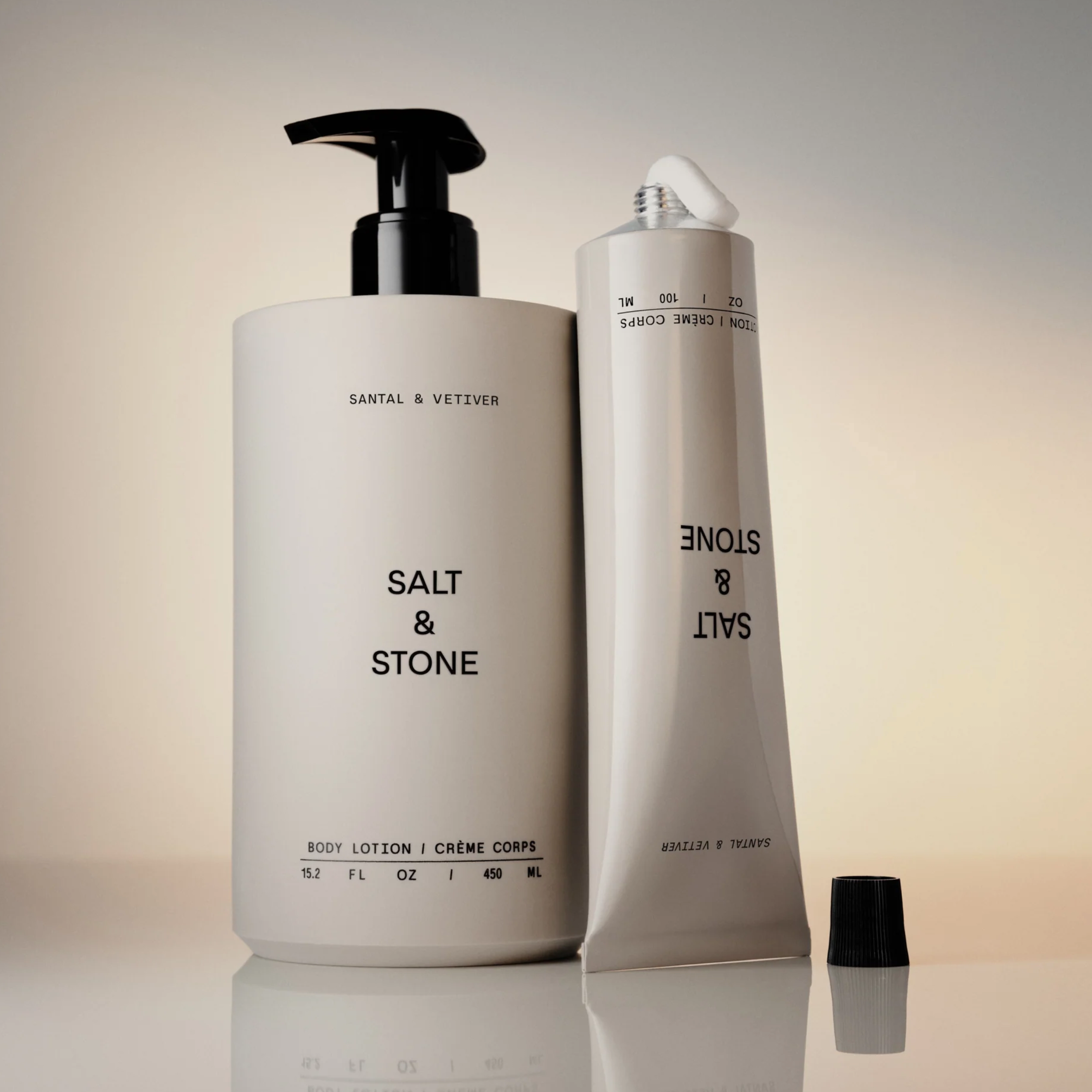 Зволожуючий лосьйон для тіла з ароматом сандалового дерева та ветиверу Body Lotion Santal & Vetiver SALT & STONE Обʼєм 100 мл — фото 6