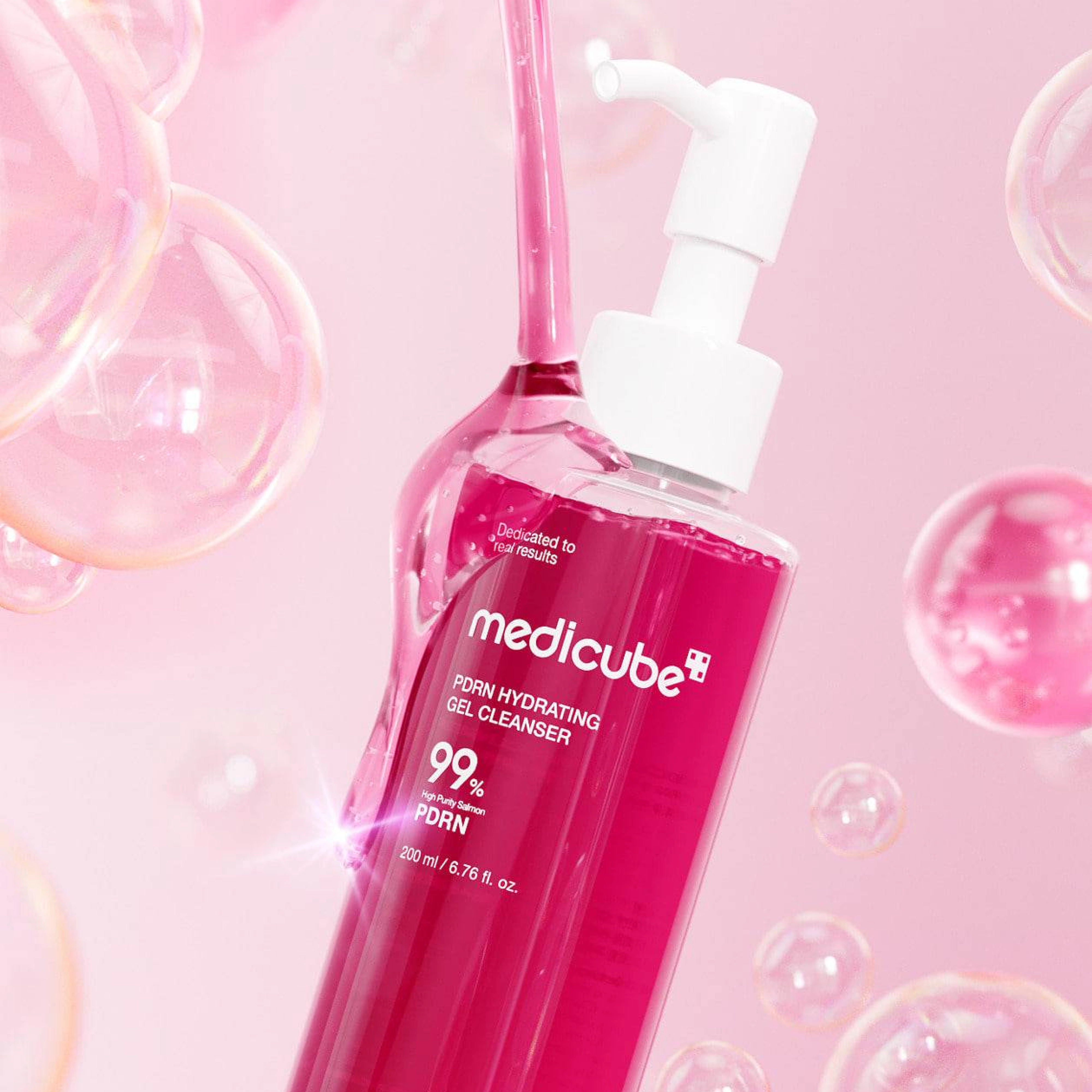 Увлажняющий гель для умывания с полинуклеотидами PDRN Hydrating Gel Cleanser MEDICUBE Объем 200 мл — фото 3