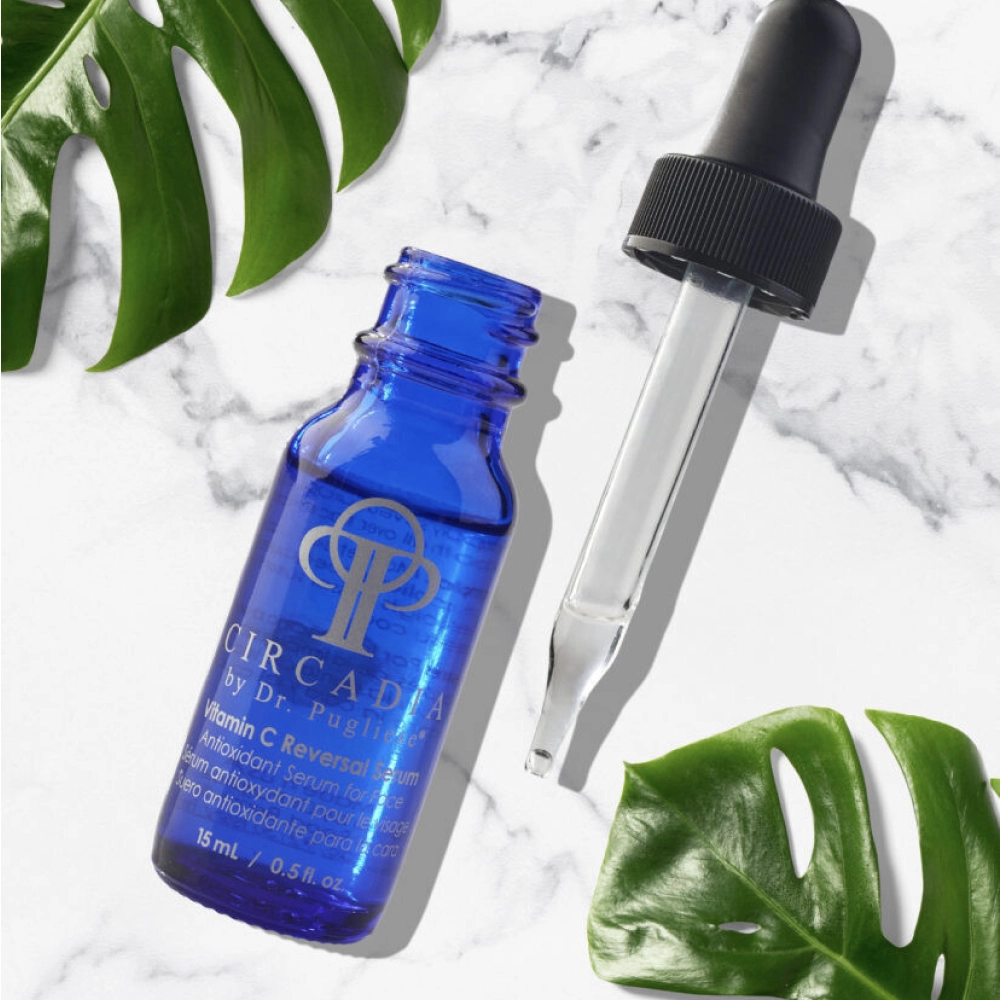 Сироватка для відновлення шкіри обличчя з вітаміном С Vitamin C Reversal Serum CIRCADIA Обʼєм 15 мл — фото 3