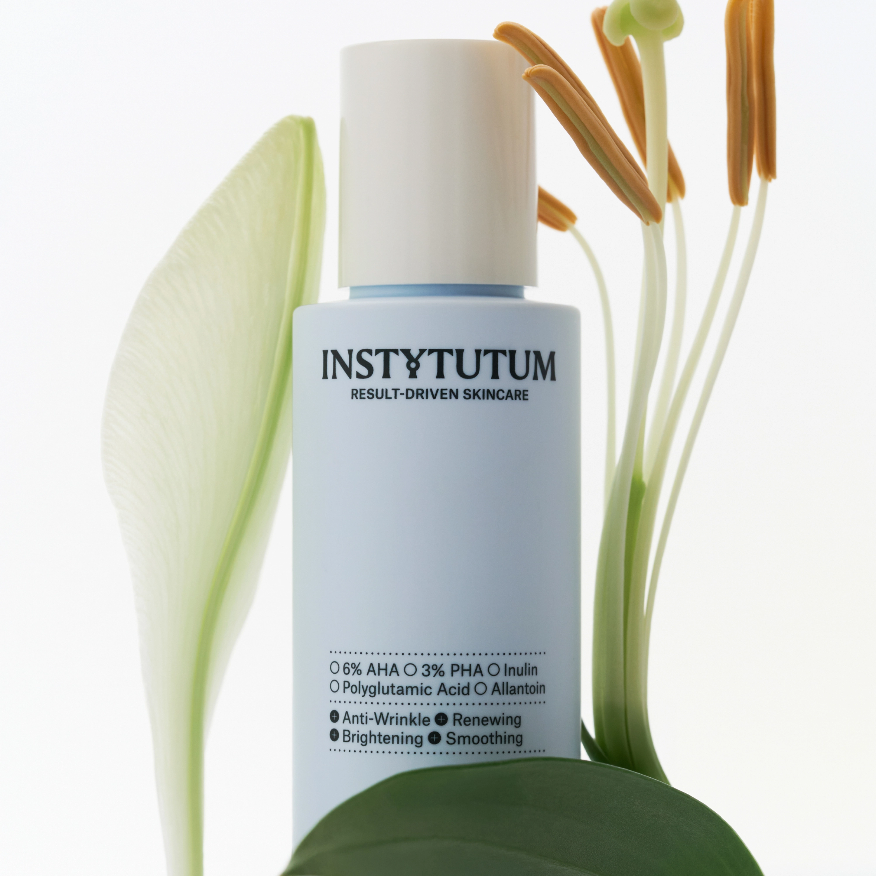 Тонер з AHA та PHA кислотами для оновлення та вирівнювання тону шкіри Resurfacing Glow Toner INSTYTUTUM Обʼєм 100 мл — фото 4