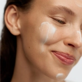Зволожувальний крем-гель з 4 типами гіалуронової кислоти HydraFusion Hydrating Gel Cream INSTYTUTUM Обʼєм 50 мл — фото 4