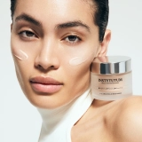 Зволожувальний крем з ефектом сяяння C-Illuminating 3D Moisturizer INSTYTUTUM Обʼєм 50 мл — фото 4