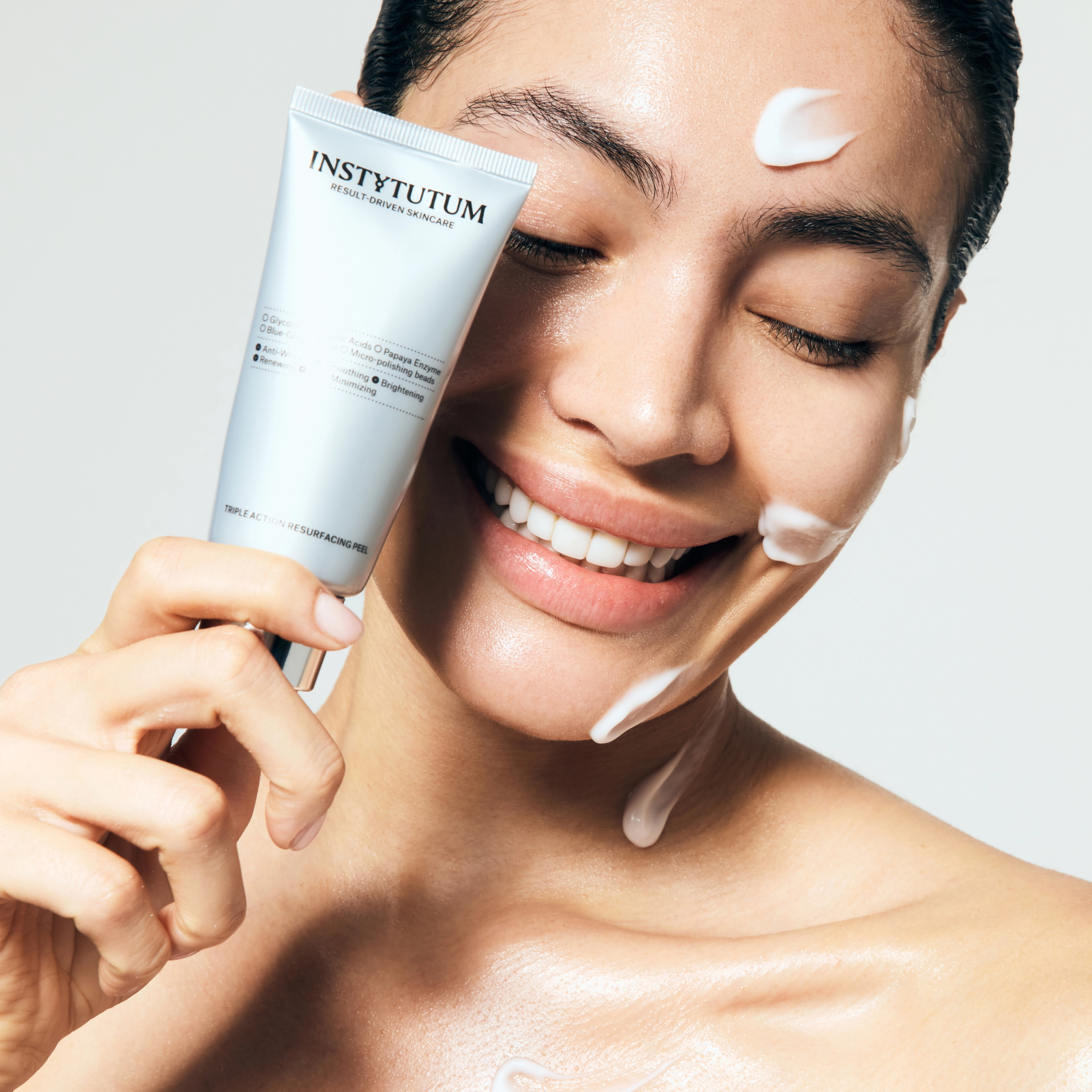 Пилинг для лица тройного действия Triple Action Resurfacing Peel INSTYTUTUM Объем 60 мл — фото 4