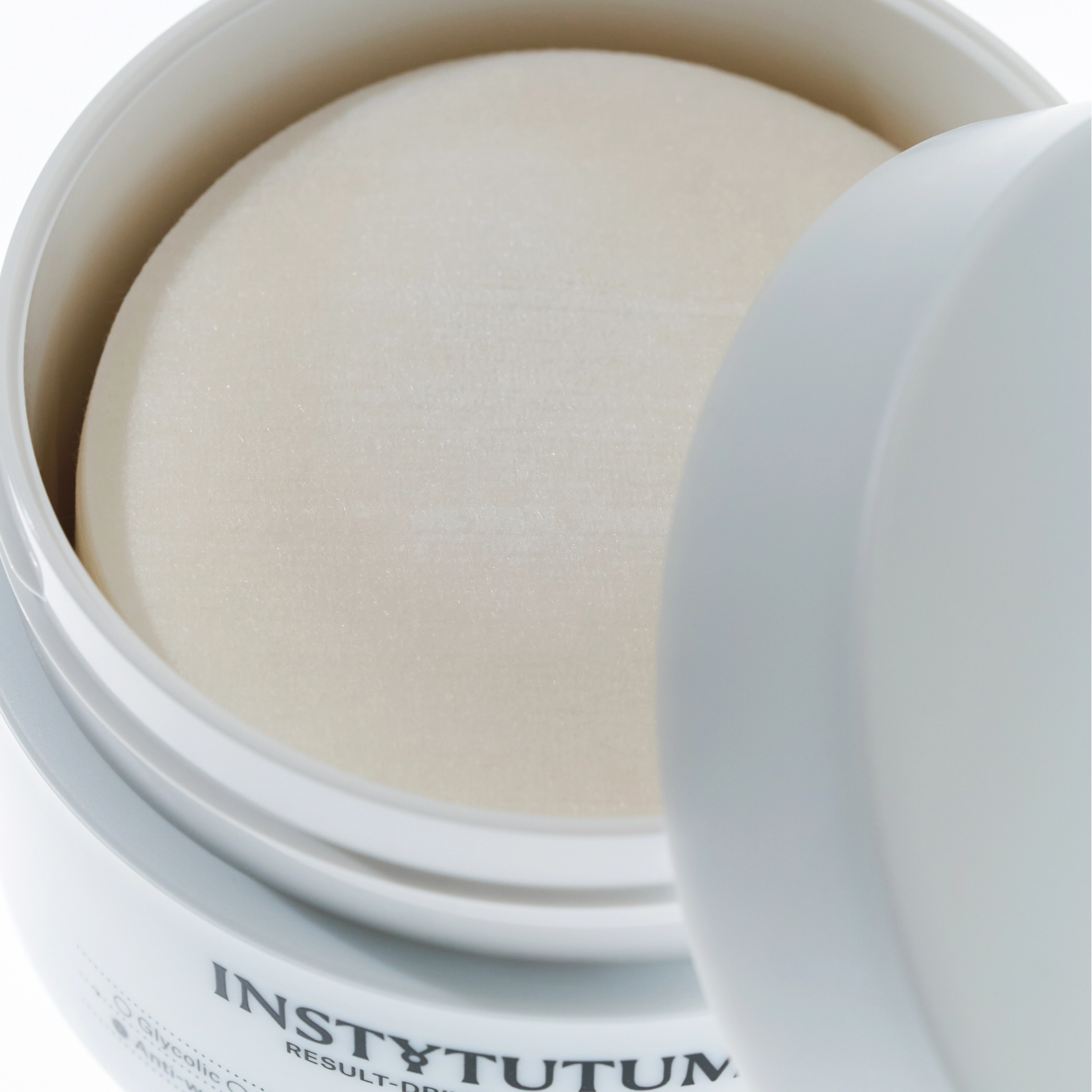 Пады с кислотами для глубокого обновления кожи Resurfacing Multi-Acids Pads INSTYTUTUM — фото 2