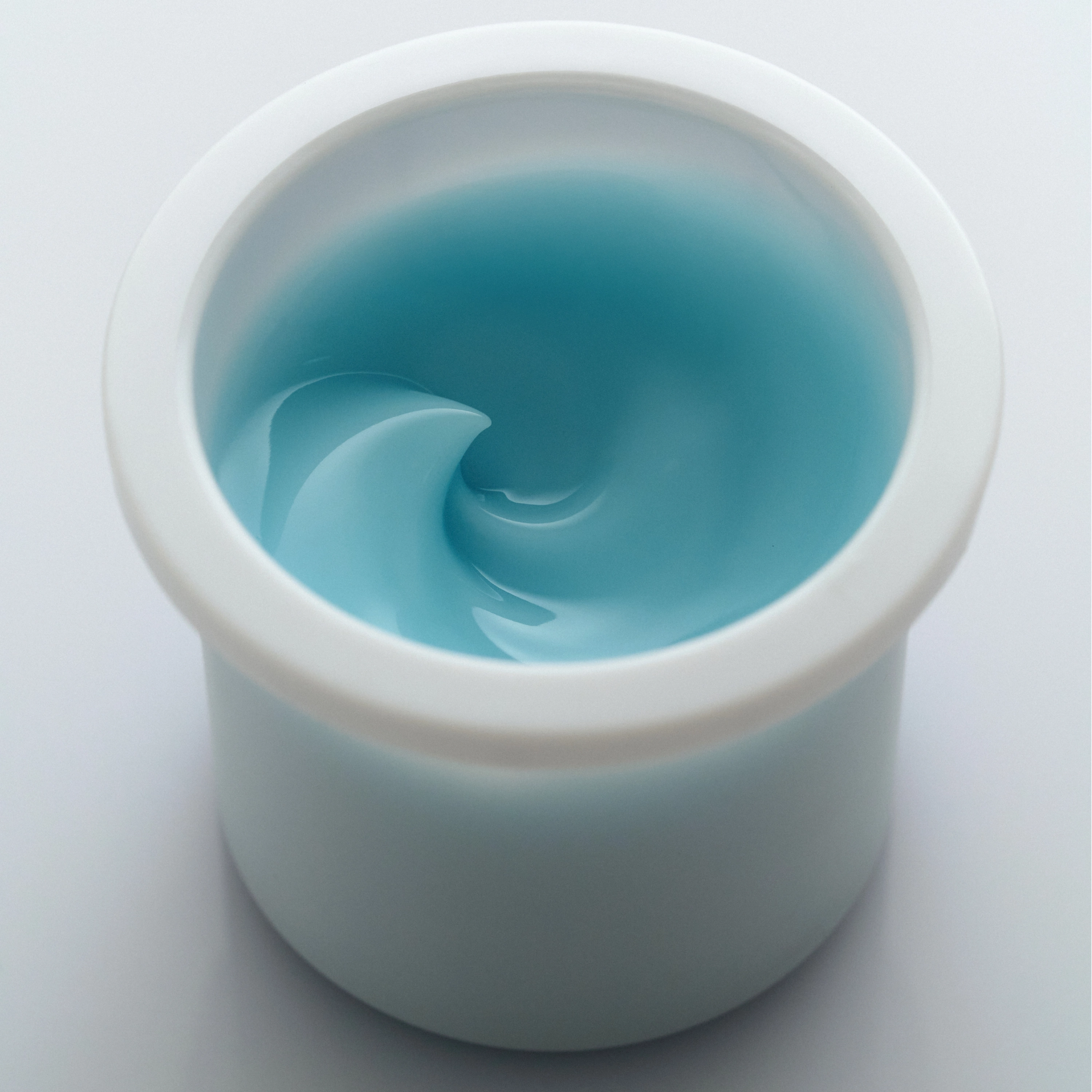 Увлажняющий крем-гель с 4 типами гиалуроновой кислоты (Сменный блок) HydraFusion Hydrating Gel Cream Refill INSTYTUTUM Объем 50 мл — фото 3