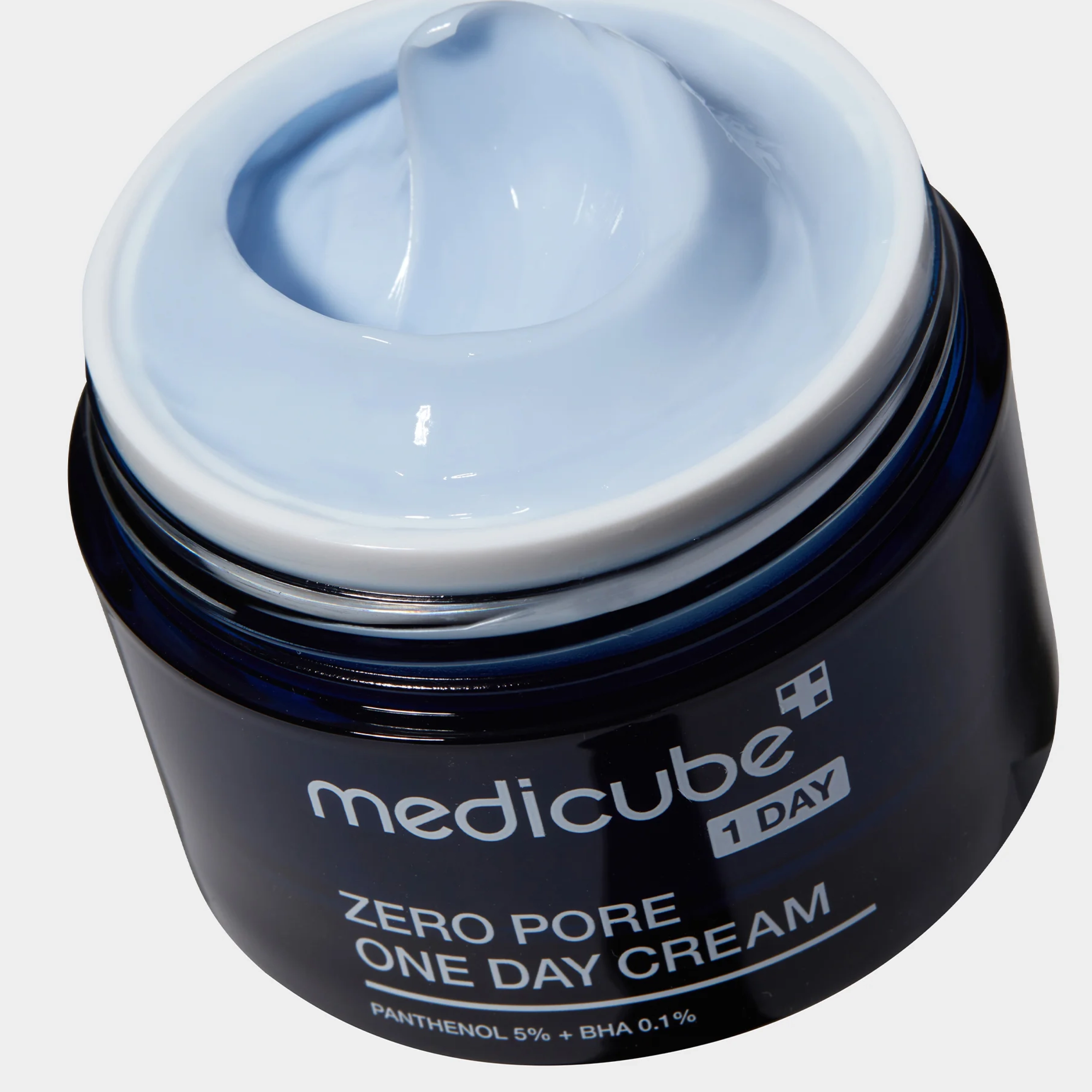 Увлажняющий балансирующий крем для кожи с расширенными порами Zero Pore One Day Cream MEDICUBE Объем 50 мл — фото 5