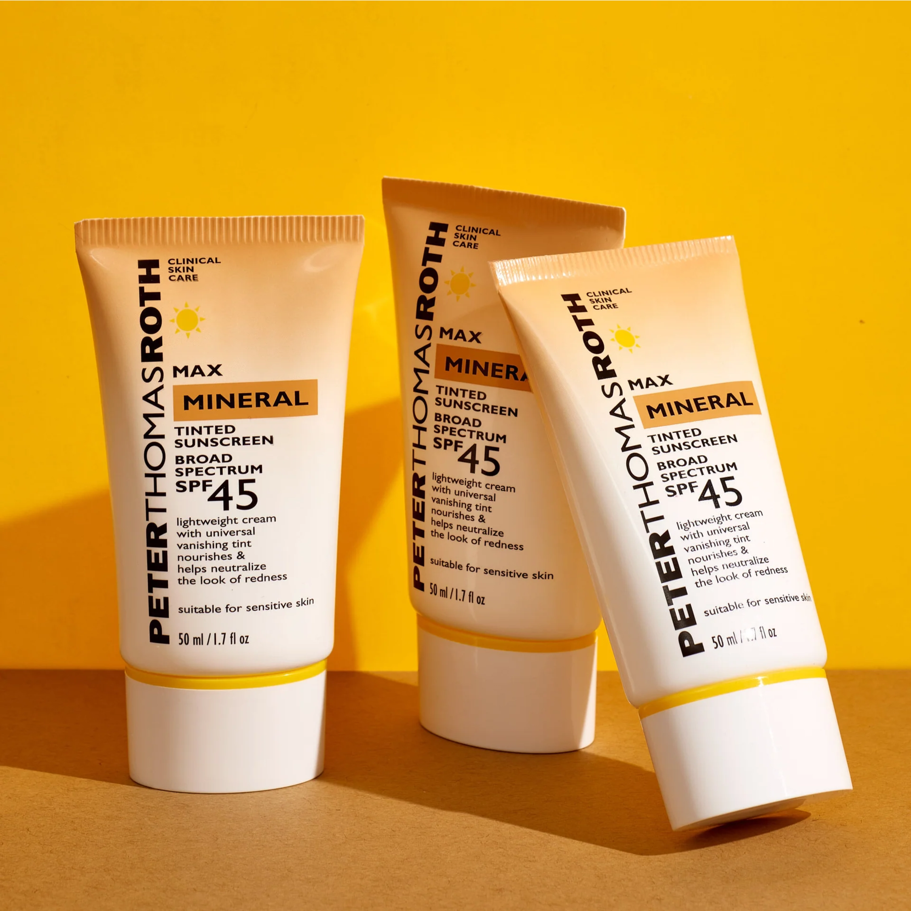 Мінеральний сонцезахисний крем-тінт із SPF 45 Max Mineral Tinted Sunscreen Broad Spectrum SPF 45 PETER THOMAS ROTH Обʼєм 50 мл — фото 3