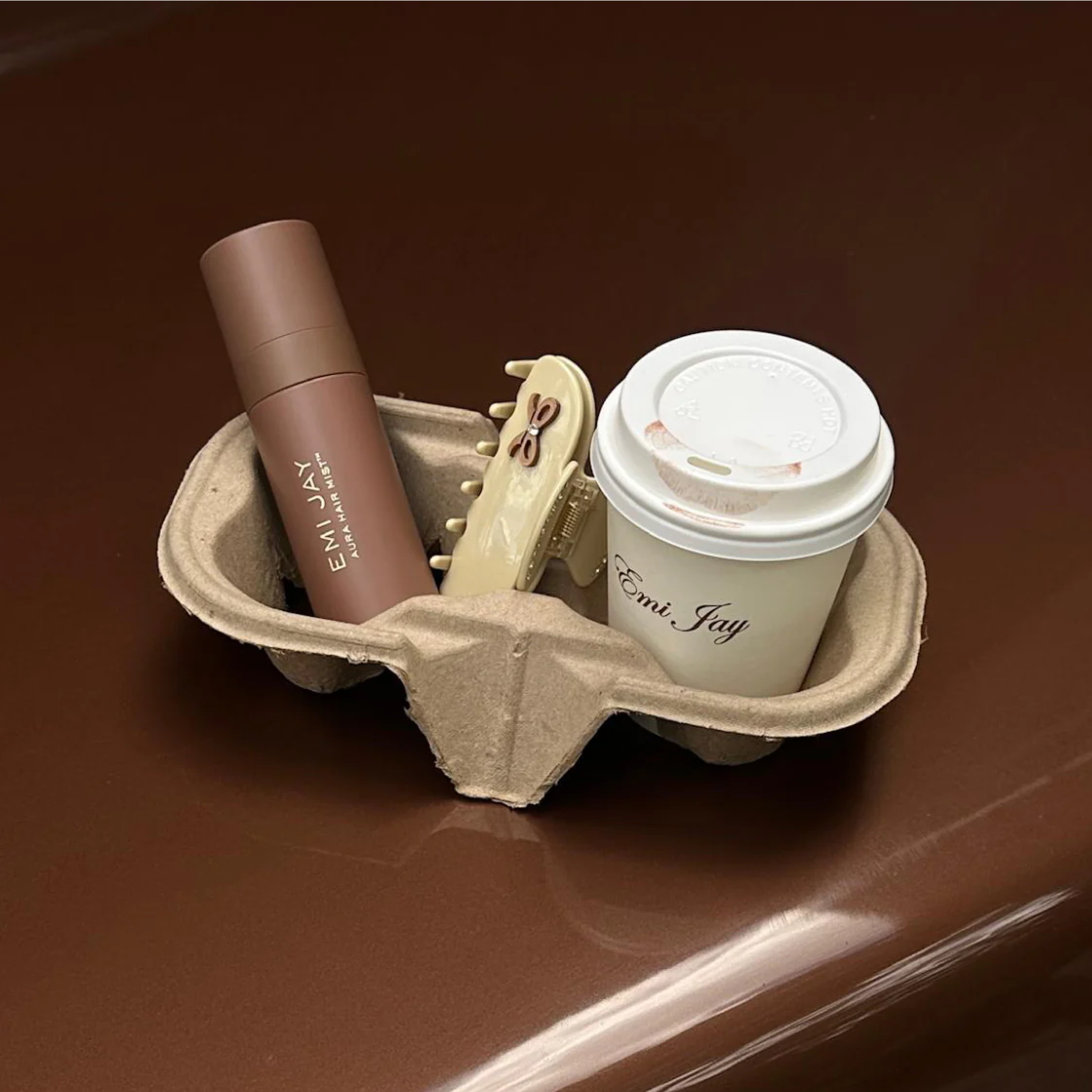 Заколка-краб для волос Sweetheart Clip in Vanilla Chai EMI JAY — фото 6